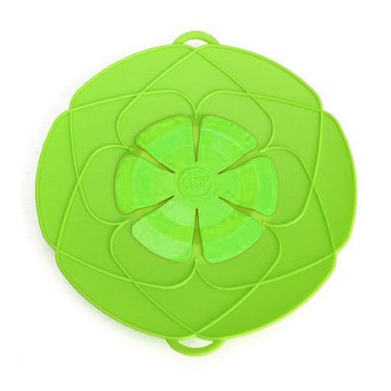The Silicone Spill Stopper Lid showcasing its universal fit on a pan.