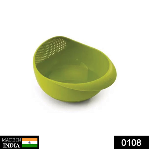 Top-down view of a spacious plastic rice bowl strainer ready for use.