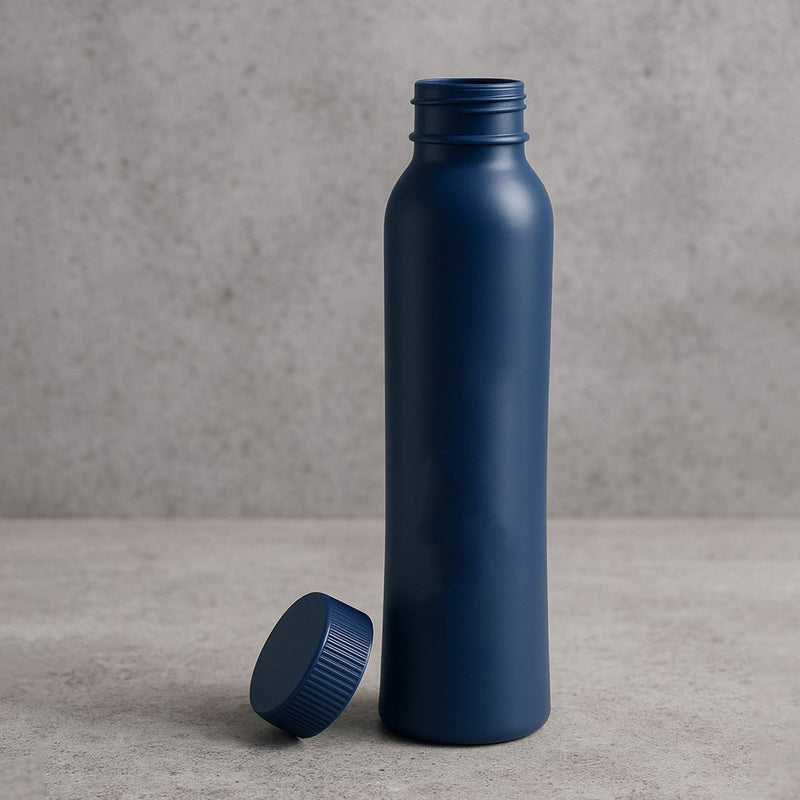 Reusable water bottle 500ML with sleek matte finish and screw cap
