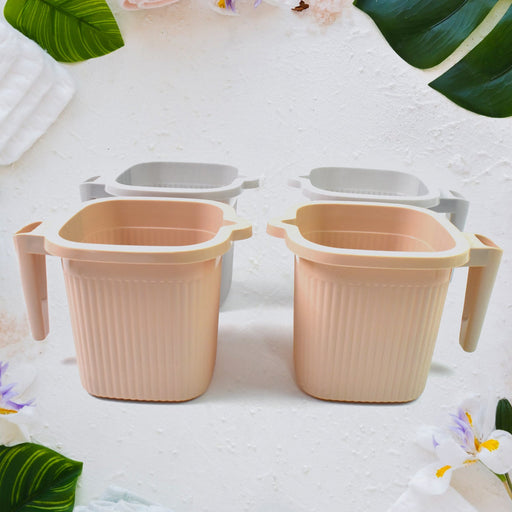 Single 1000ml plastic bath mug with a square shape and sturdy handle.