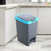 Specification card highlighting features of the Push N Pedal Dust Bin 6.5 litres