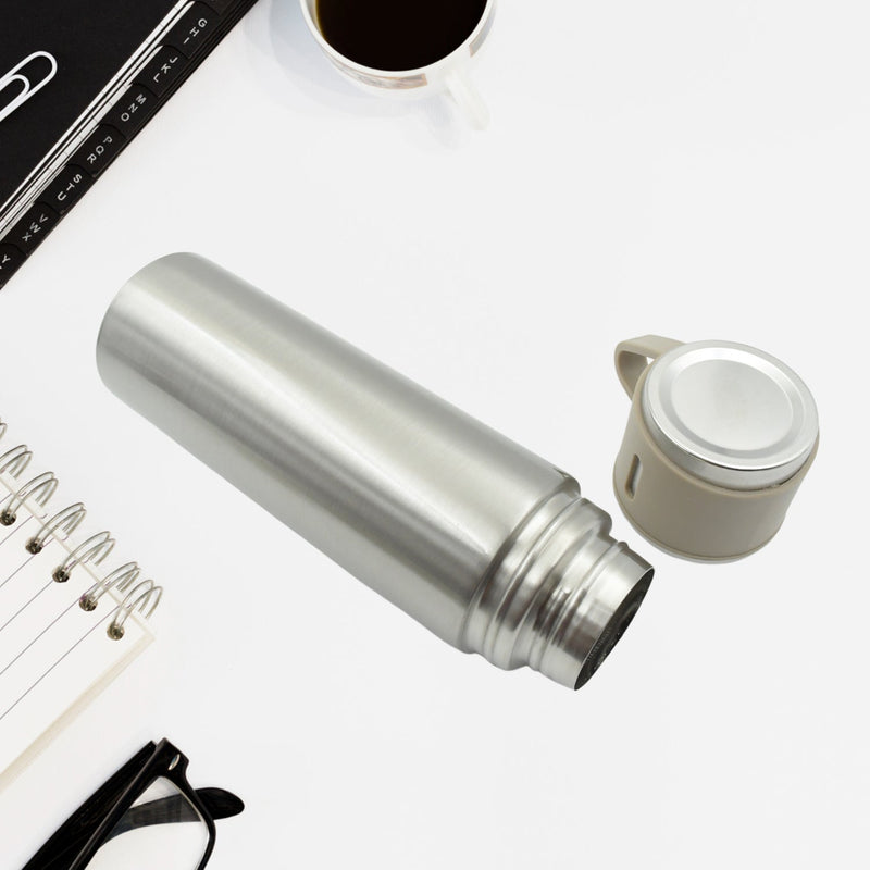 Packaging box of stainless steel vacuum flask set with 3 steel cups, ideal gift
