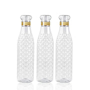 Detail shot of the diamond pattern on a child's water bottle, spill-proof lid visible.