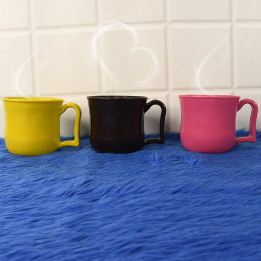 A vibrant plastic coffee mug with handle, showcasing mixed colors for everyday use.