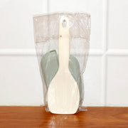 Dimensions of automatic rice spoon holder showing length, width, height