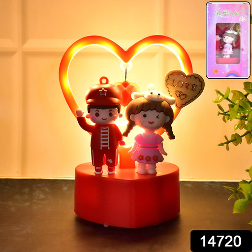 Cute romantic couple love-themed resin home decor figurine with heart frame