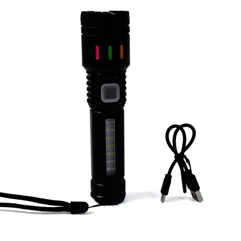 Zoomable LED flashlight providing focused illumination outdoors