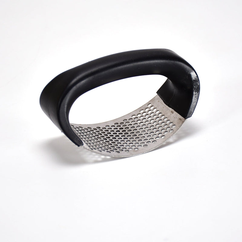 The ergonomic grip handles of the Quickslice garlic crusher, designed for comfortable use.