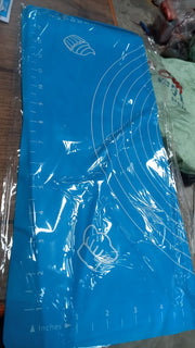 Detailed view of the smooth, non-slip surface texture of the silicone baking mat.
