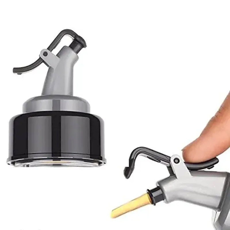 Another angle of the 1L clear plastic oil dispenser, showcasing its design.