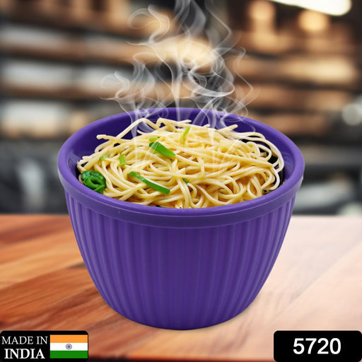 Empty multi-purpose food bowl, ideal for snacks or soup.
