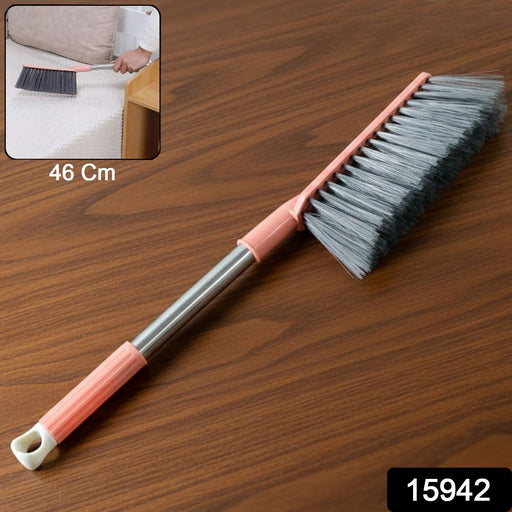 Multipurpose cleaning brush suitable for household surfaces and car interiors