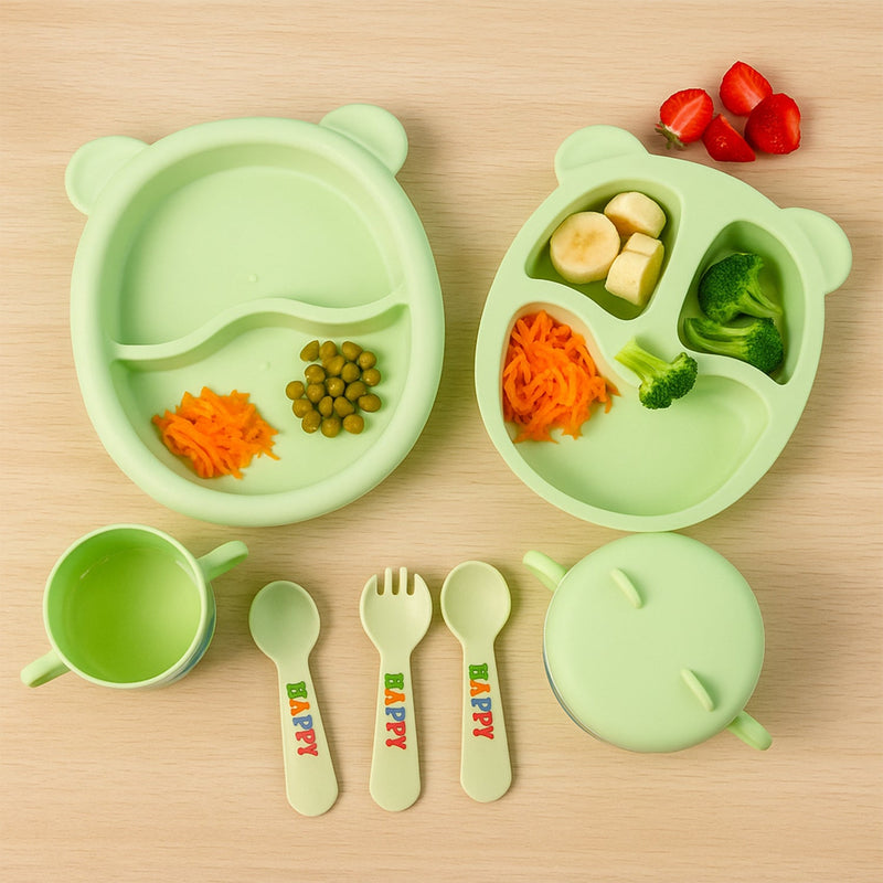 Unbreakable kids feeding dinner set designed for toddlers learning to self-feed