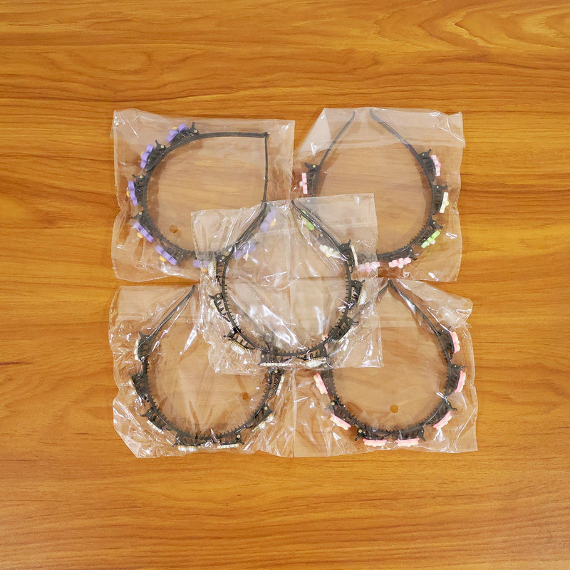 Fashionable hair clips and headbands for daily styling