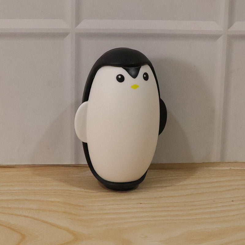 Penguin reusable lint roller product