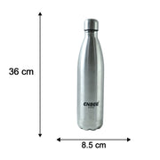 Vacuum insulated steel bottle with sleek look