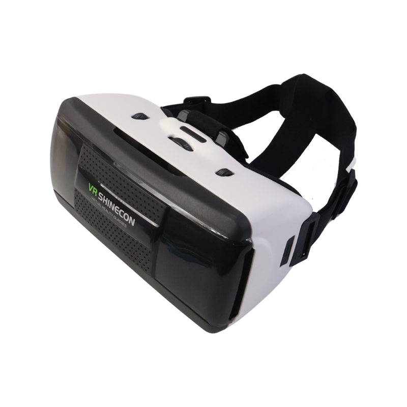 Virtual reality headset with ventilated front panel to prevent smartphone overheating