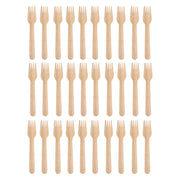 Close-up of smooth, splinter-free tines on 160mm wooden fork