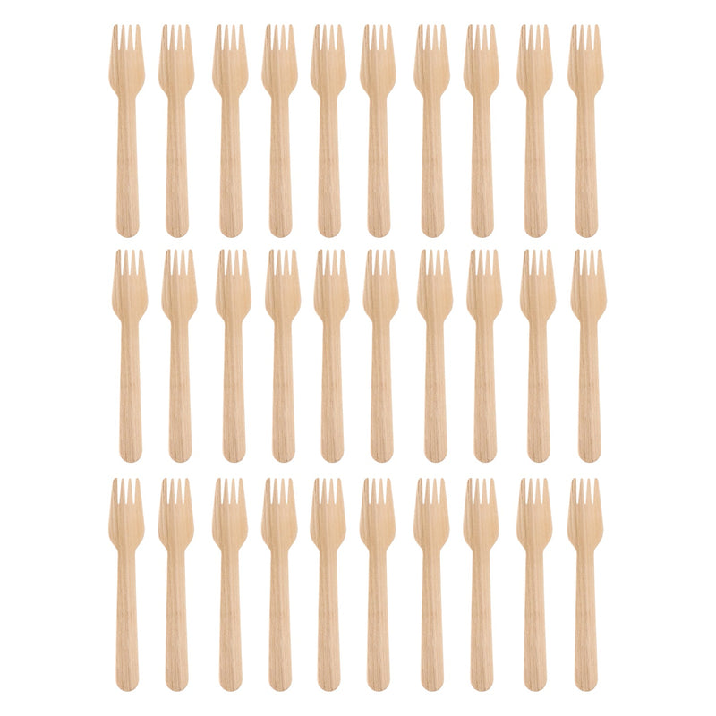 Close-up of smooth, splinter-free tines on 160mm wooden fork