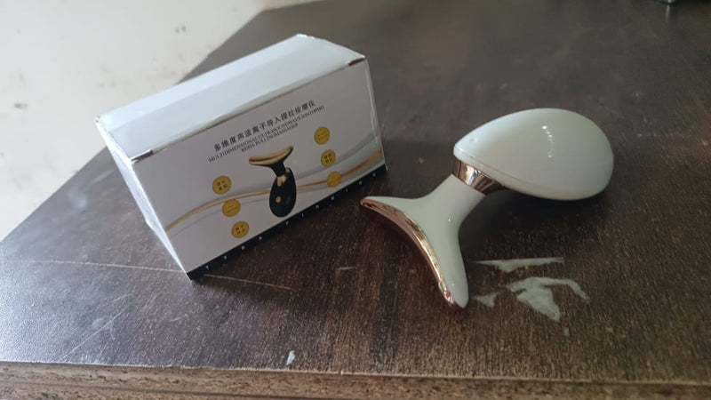 The Neck Face Massager packaging box, ensuring safe delivery.