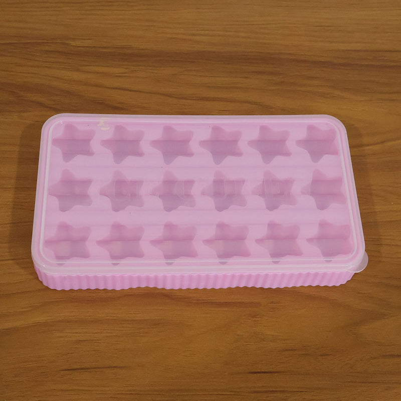 novelty star-shaped ice tray for beverages and treats